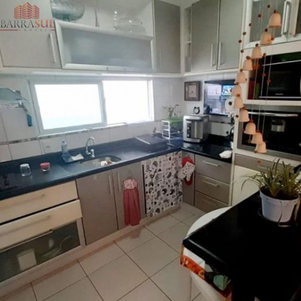 Edif�cio Ville Lyon - Apartamento Diferenciado