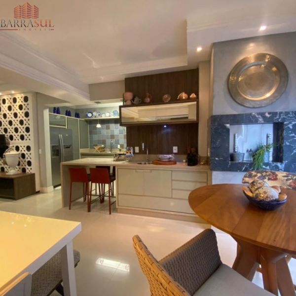 Edif�cio Holambra - Rua 4400 - Barra Sul