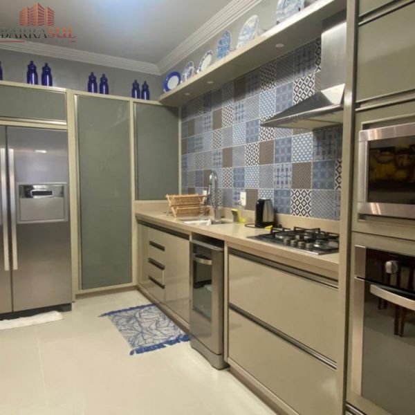 Edif�cio Holambra - Rua 4400 - Barra Sul