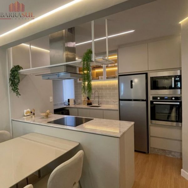 Apartamento Reformado, Decorado e Equipado!!!