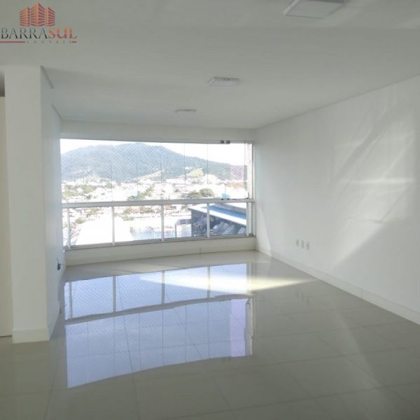 Marina Palace Residence