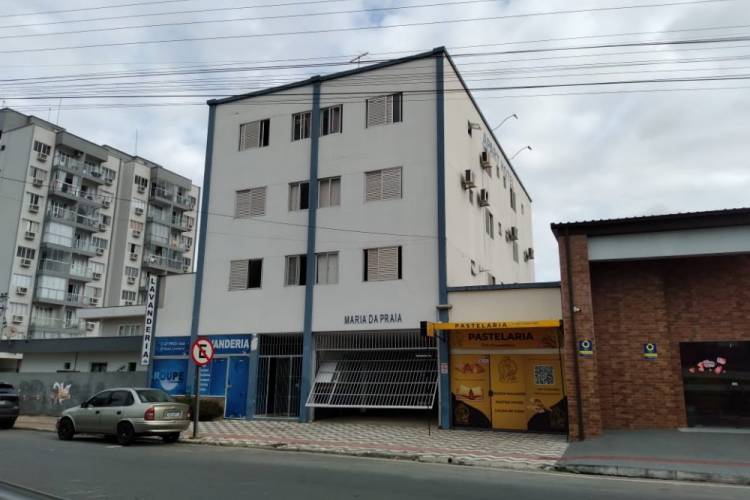 Predio Comercial e Residencial Maria da Praia!!